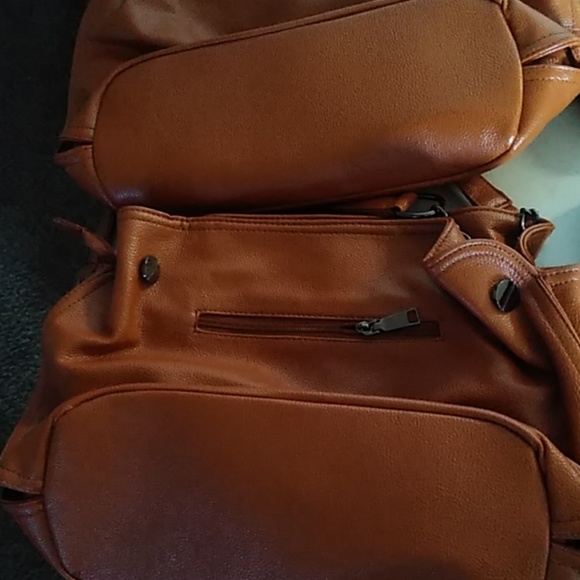 Purses - Picture 2 of 4